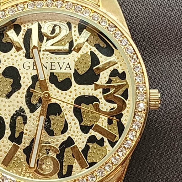 Geneva Gold Plated Link Cheetah Face Crystals Japan Mvmt Stainless Back Watch - Picture 6 of 16